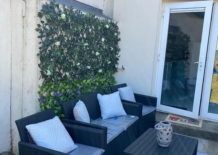 Ballyhack By The Sea 알더스타운